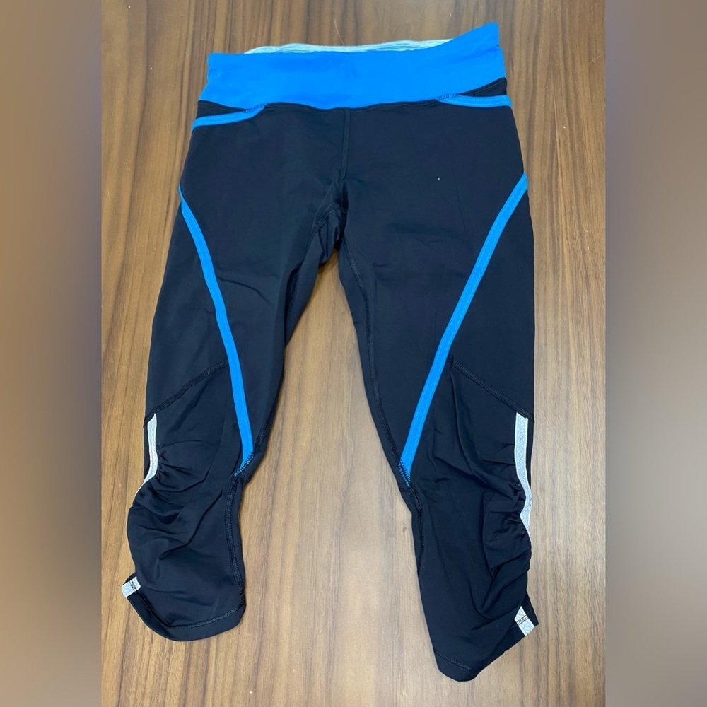 Lululemon Crops Size 4